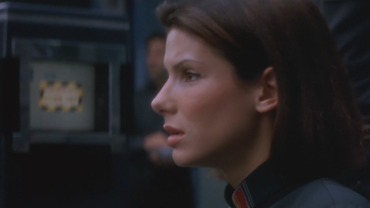 Film Screencaptures Demolition Man 0168 Adoring Sandra Bullock